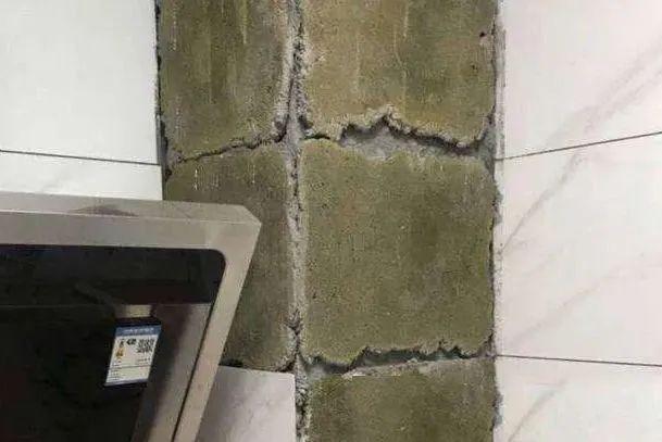 厨房瓷砖空鼓如何要求赔偿(装修厨房墙瓷砖空鼓什么原因导致) 厨房瓷砖空鼓如何要求赔偿(装修厨房墙瓷砖空鼓什么原因导致)